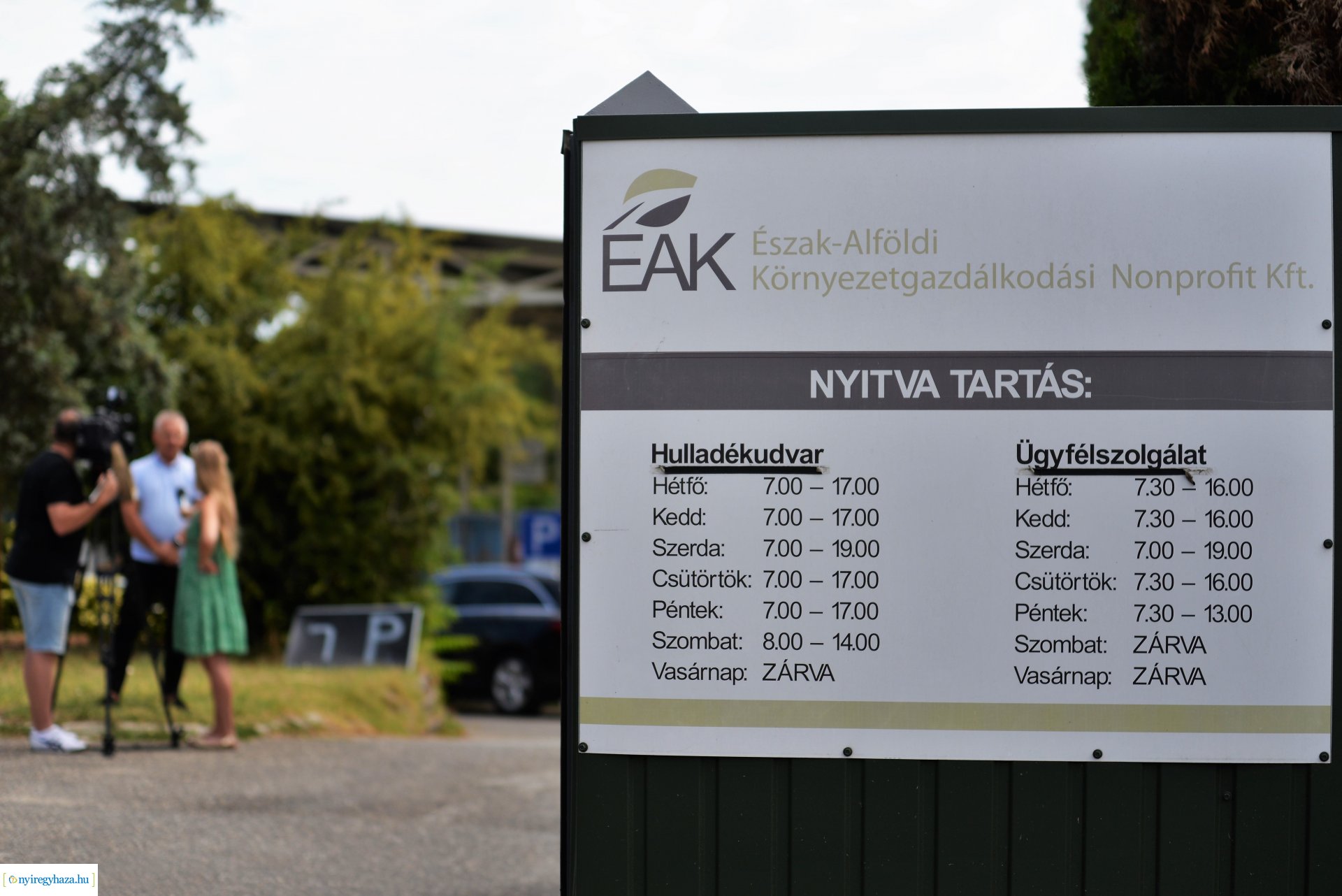 Iskolatáska gyűjtő akció az ÉAK-nál