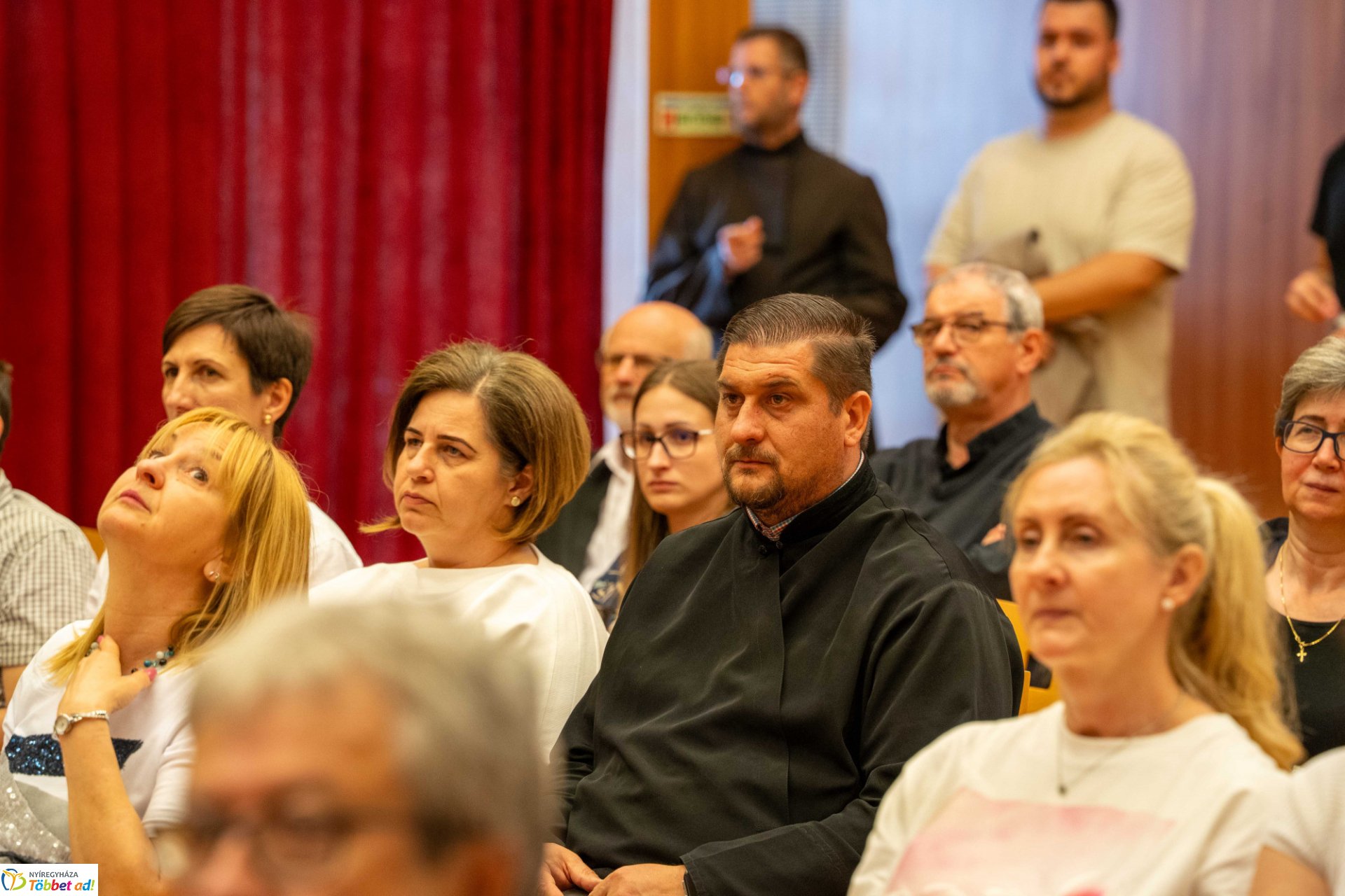 Isten a világhálón