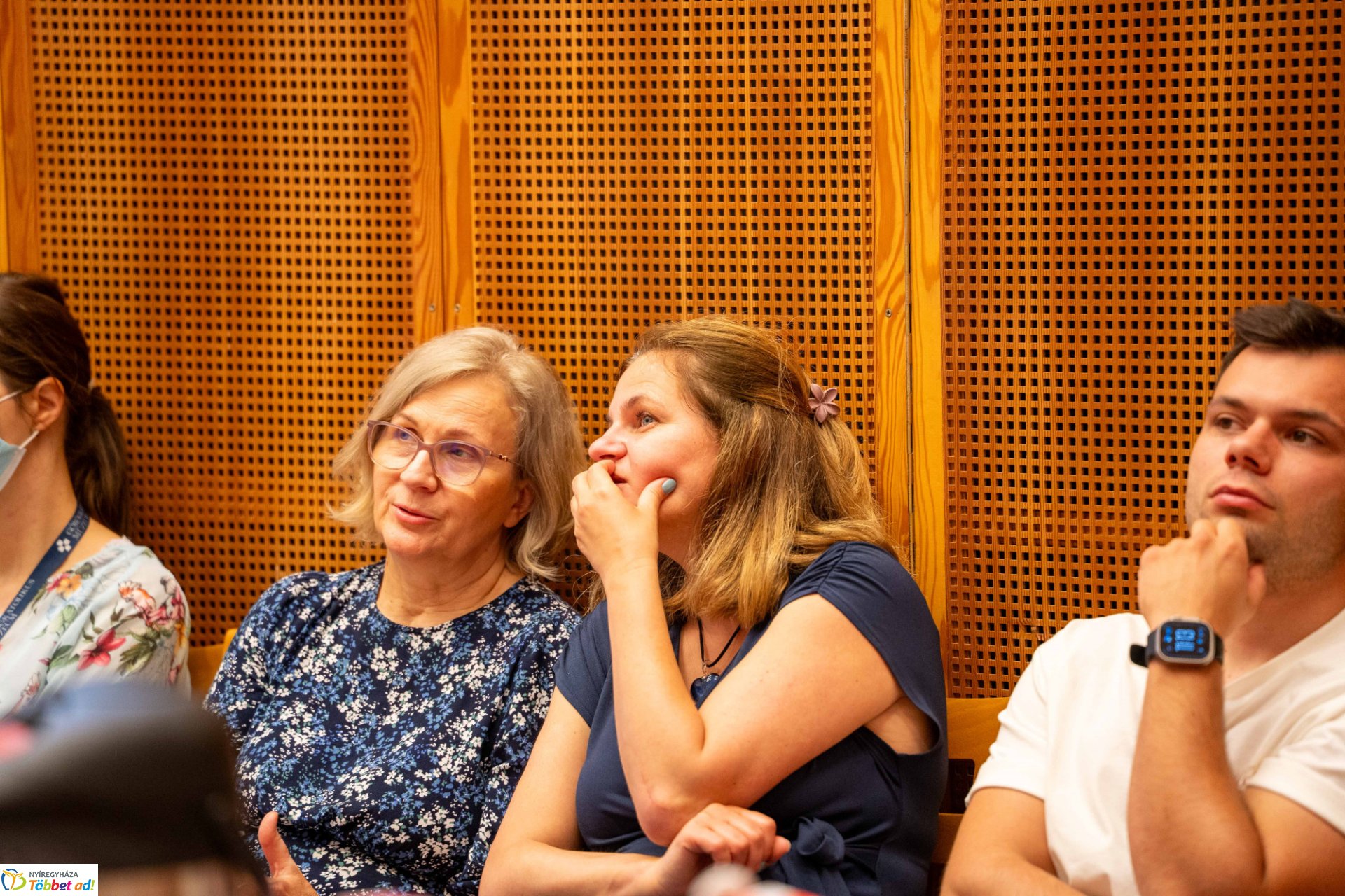 Isten a világhálón