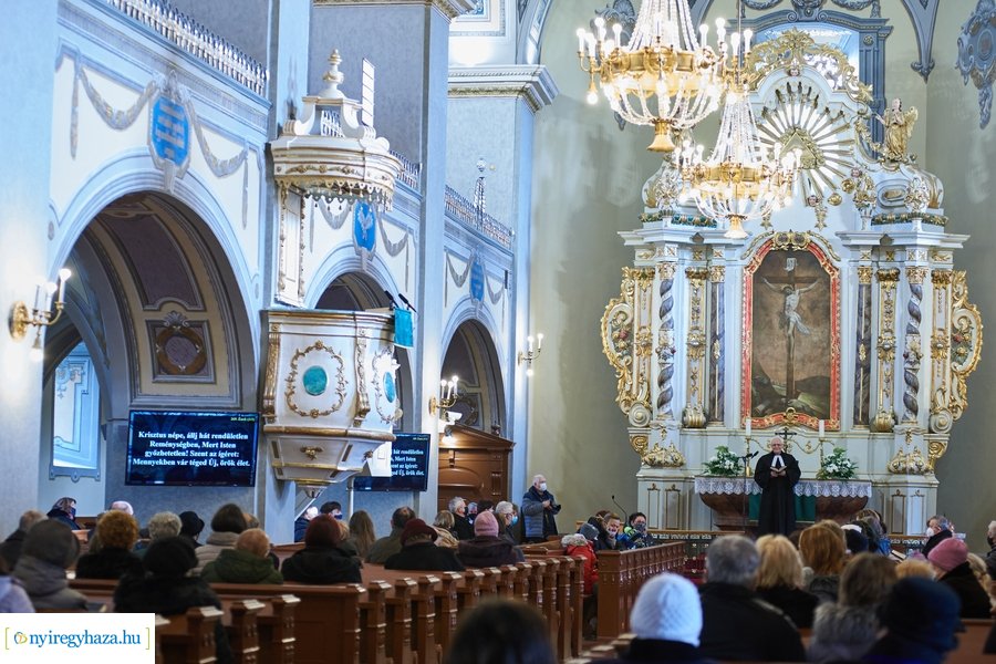 Istentisztelet az evangélikus templomban