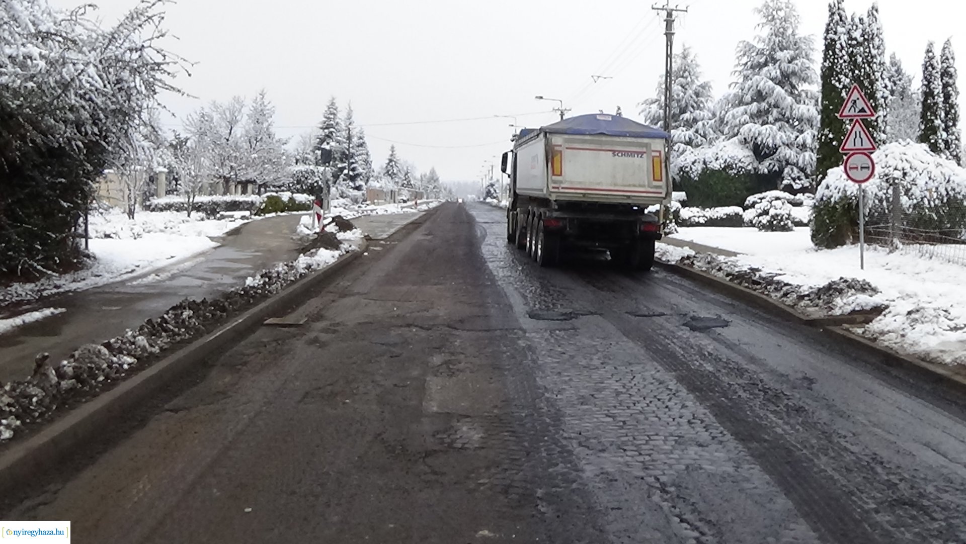 Itt tartanak a munkálatok a Korányi Frigyes utcán