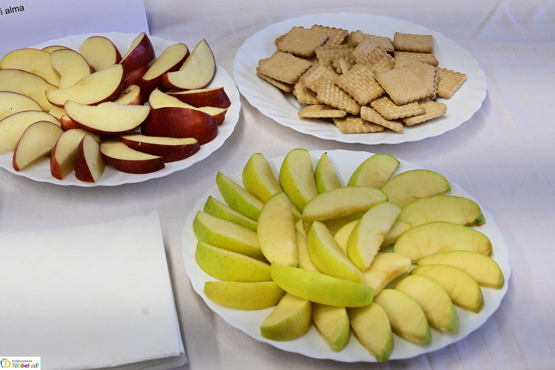 Itthonról-Otthonra - fórum középiskolásoknak az Eötvösben