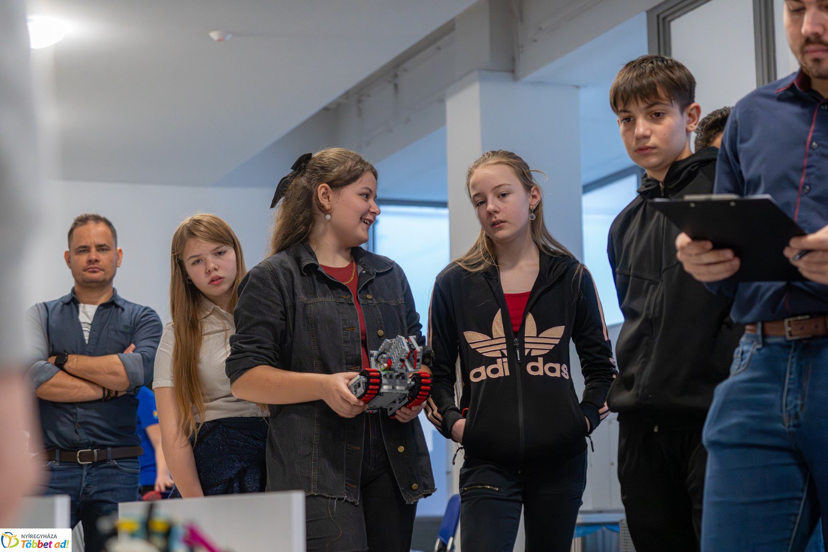 IV. DKC Robotika Verseny a Nyíregyházi Digitális Tudásközpontban