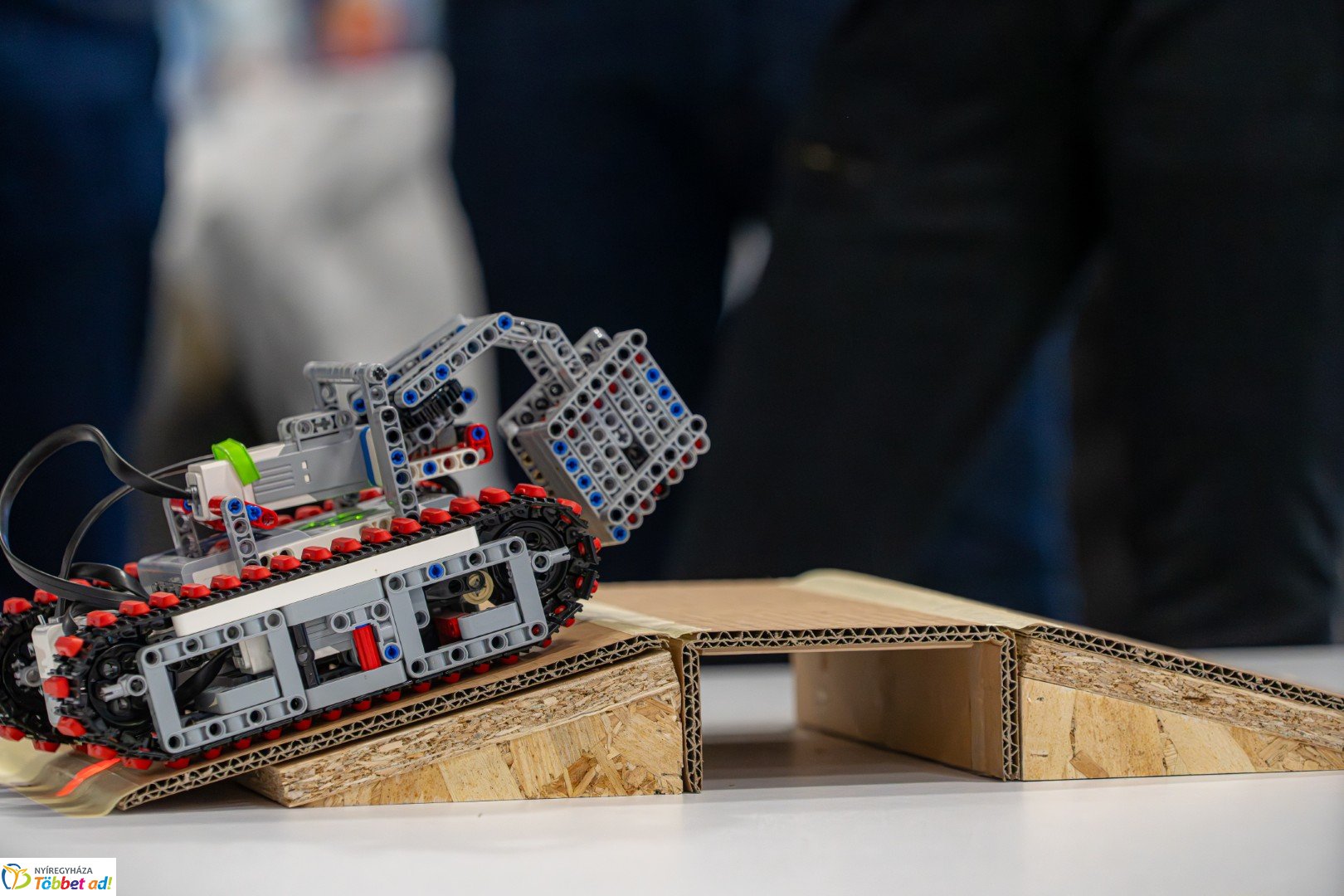 IV. DKC Robotika Verseny a Nyíregyházi Digitális Tudásközpontban