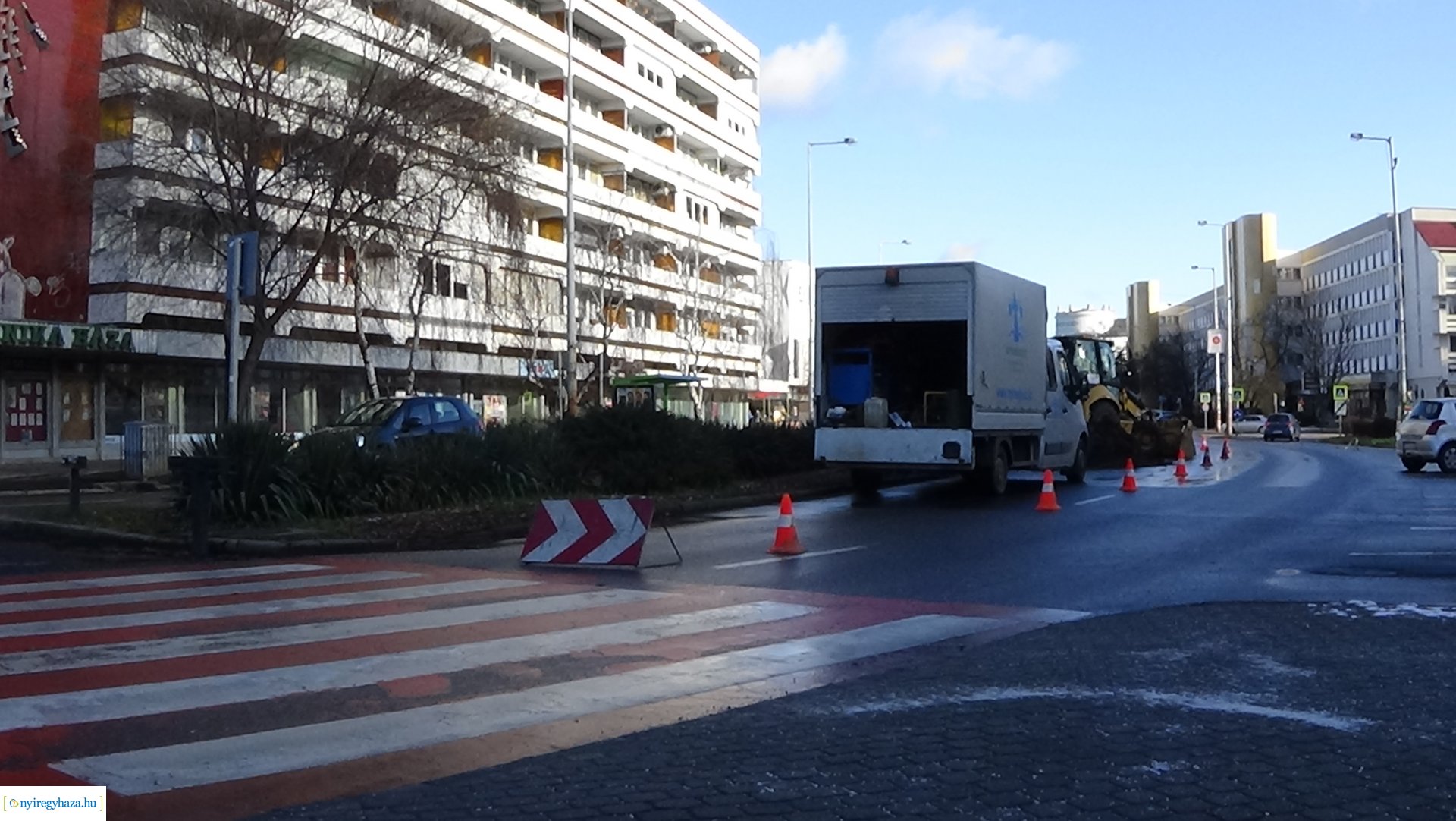 Ivóvízcső tört el Nyíregyháza belvárosában