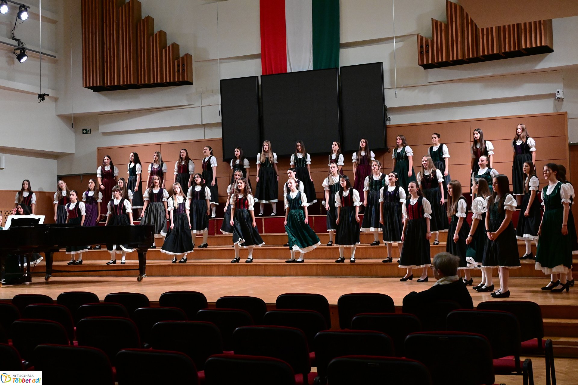 Japán nagykövet látogatása a Cantemus Kórusnál