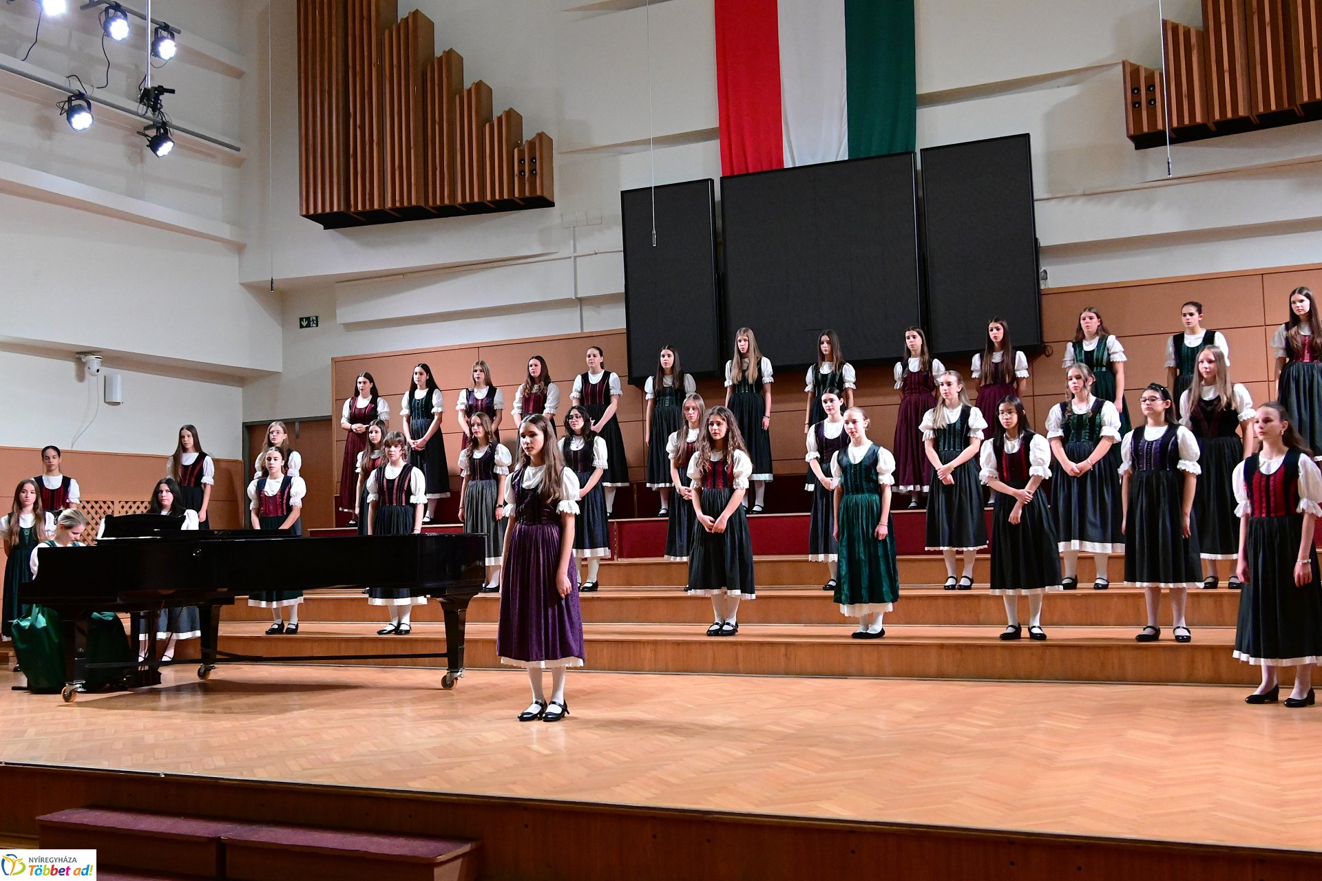 Japán nagykövet látogatása a Cantemus Kórusnál