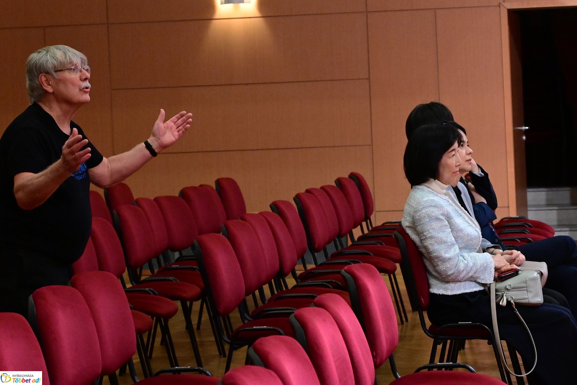 Japán nagykövet látogatása a Cantemus Kórusnál