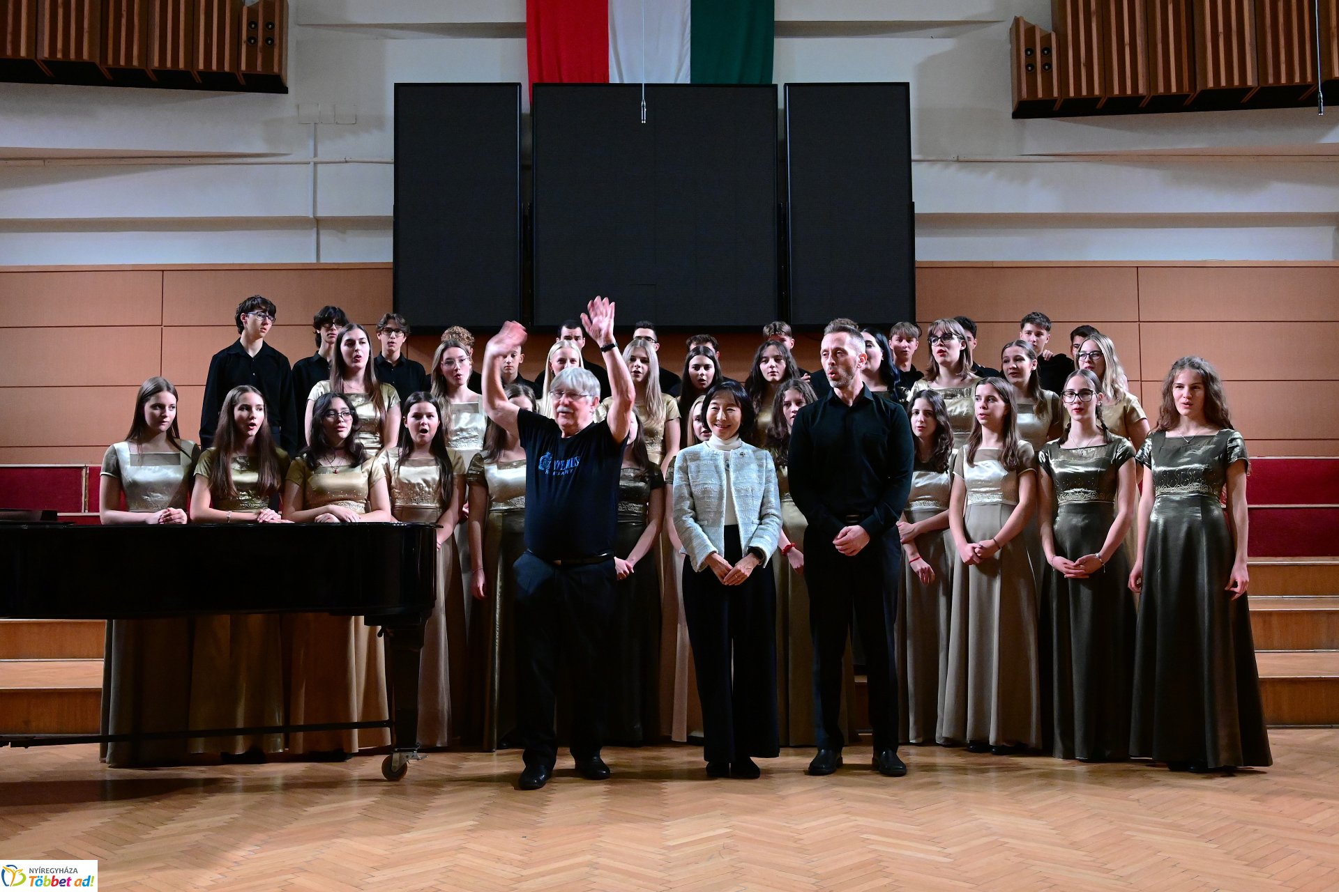 Japán nagykövet látogatása a Cantemus Kórusnál