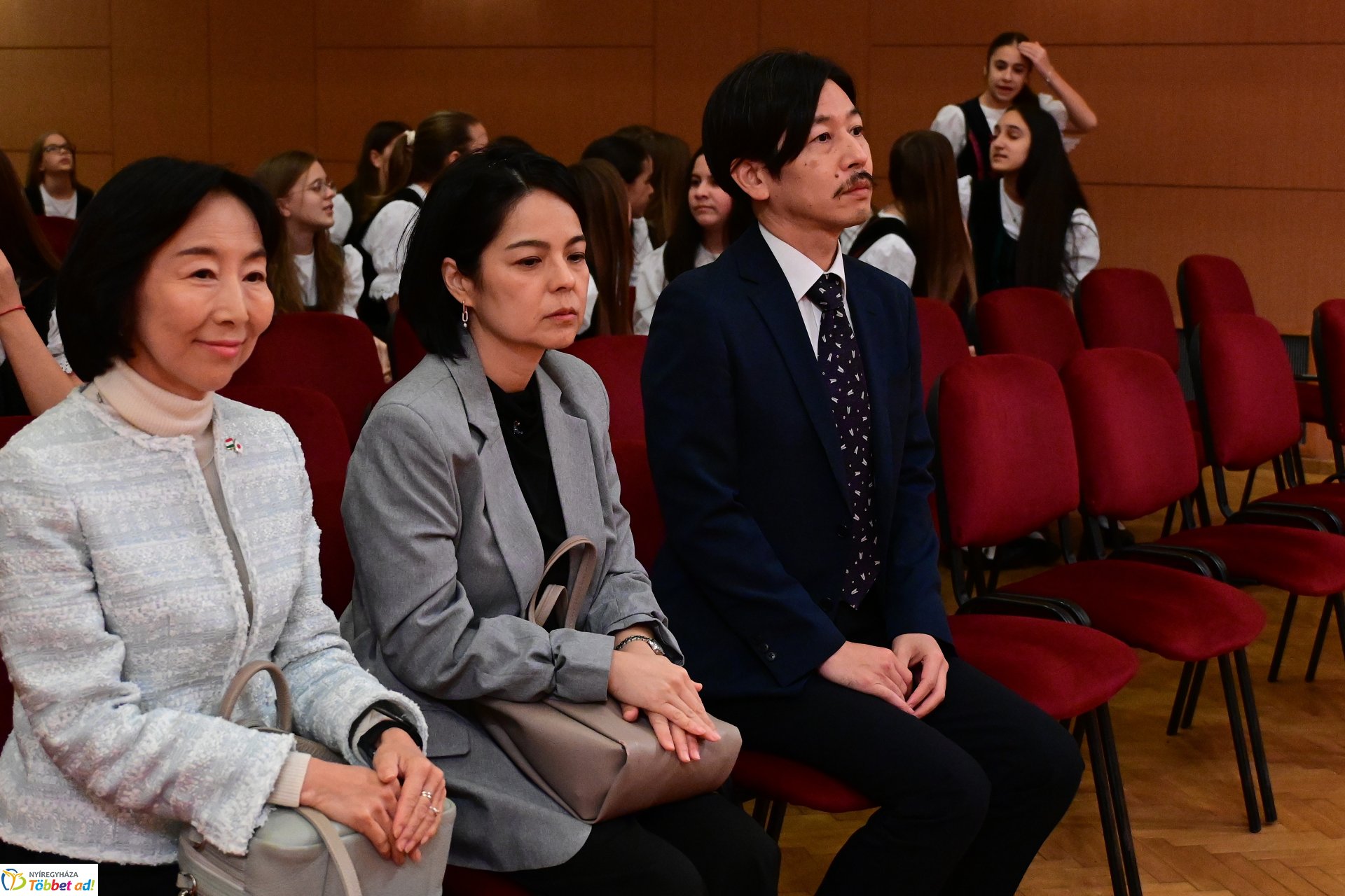 Japán nagykövet látogatása a Cantemus Kórusnál