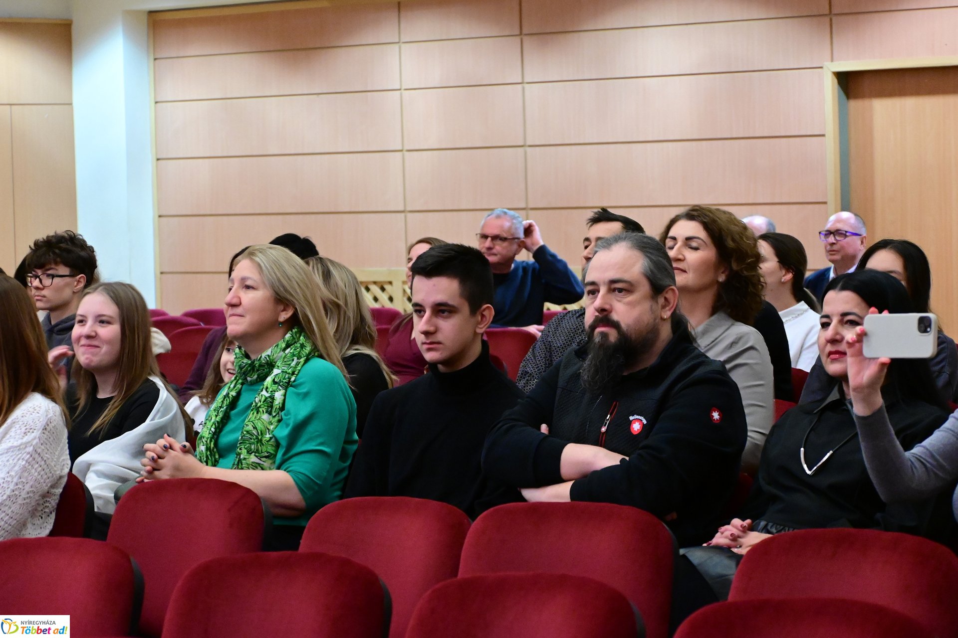 Japán nagykövet látogatása a Cantemus Kórusnál