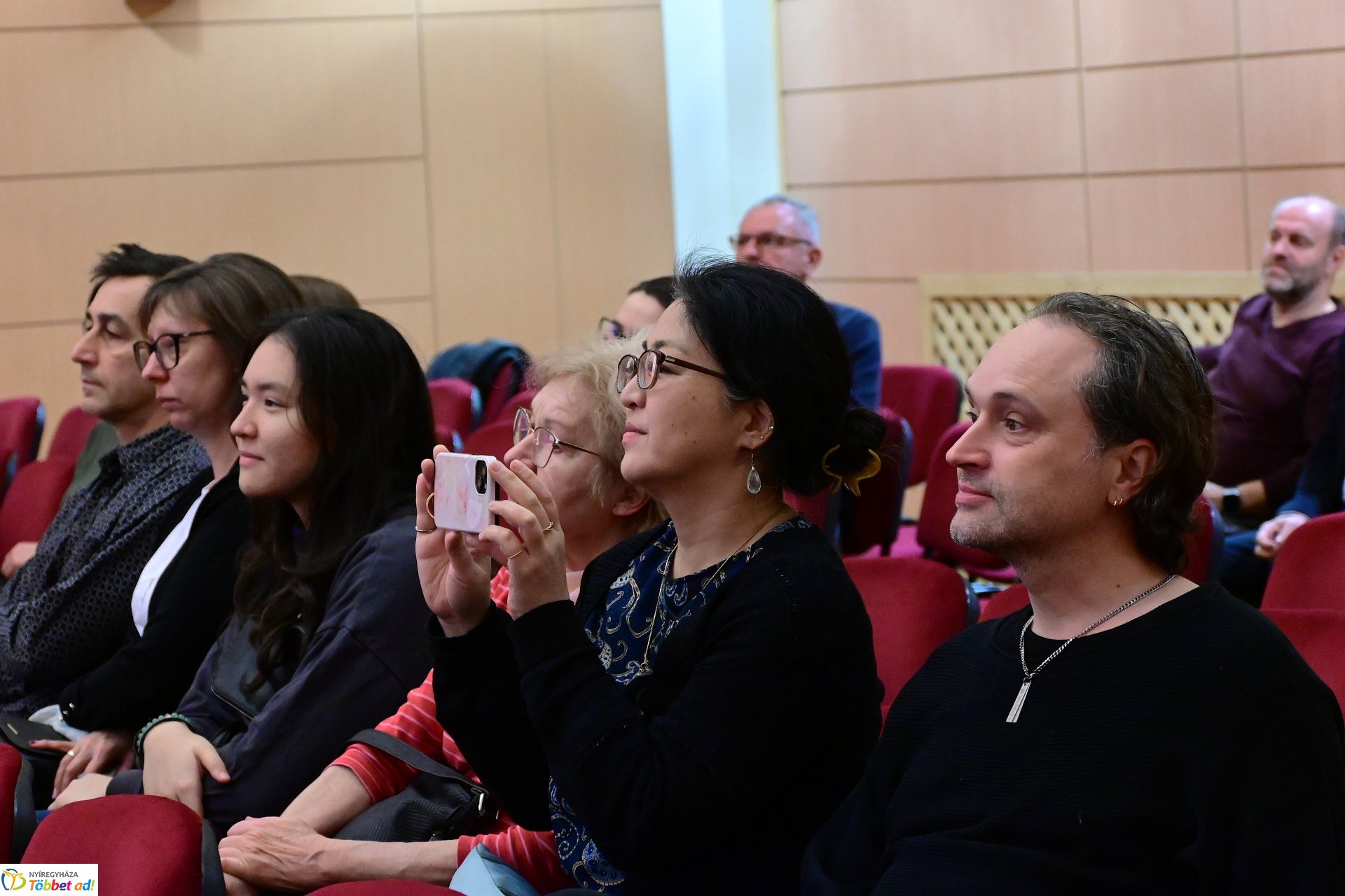 Japán nagykövet látogatása a Cantemus Kórusnál