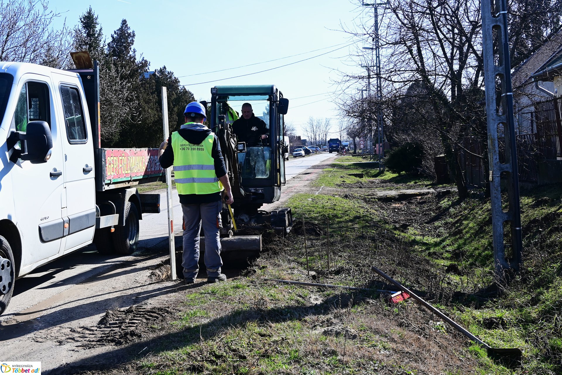 Járdaépítés a Hosszúháti úton