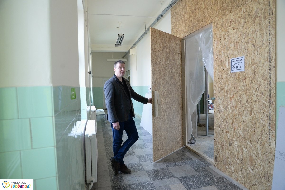 Járóbeteg szakellátók fejlesztése