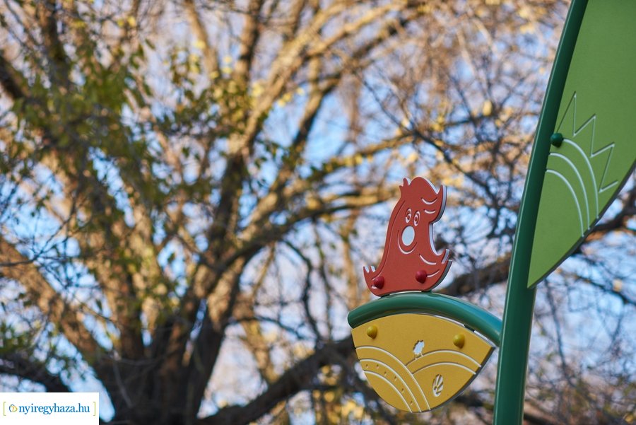 Játszótér átadás a Sarkantyú utcán