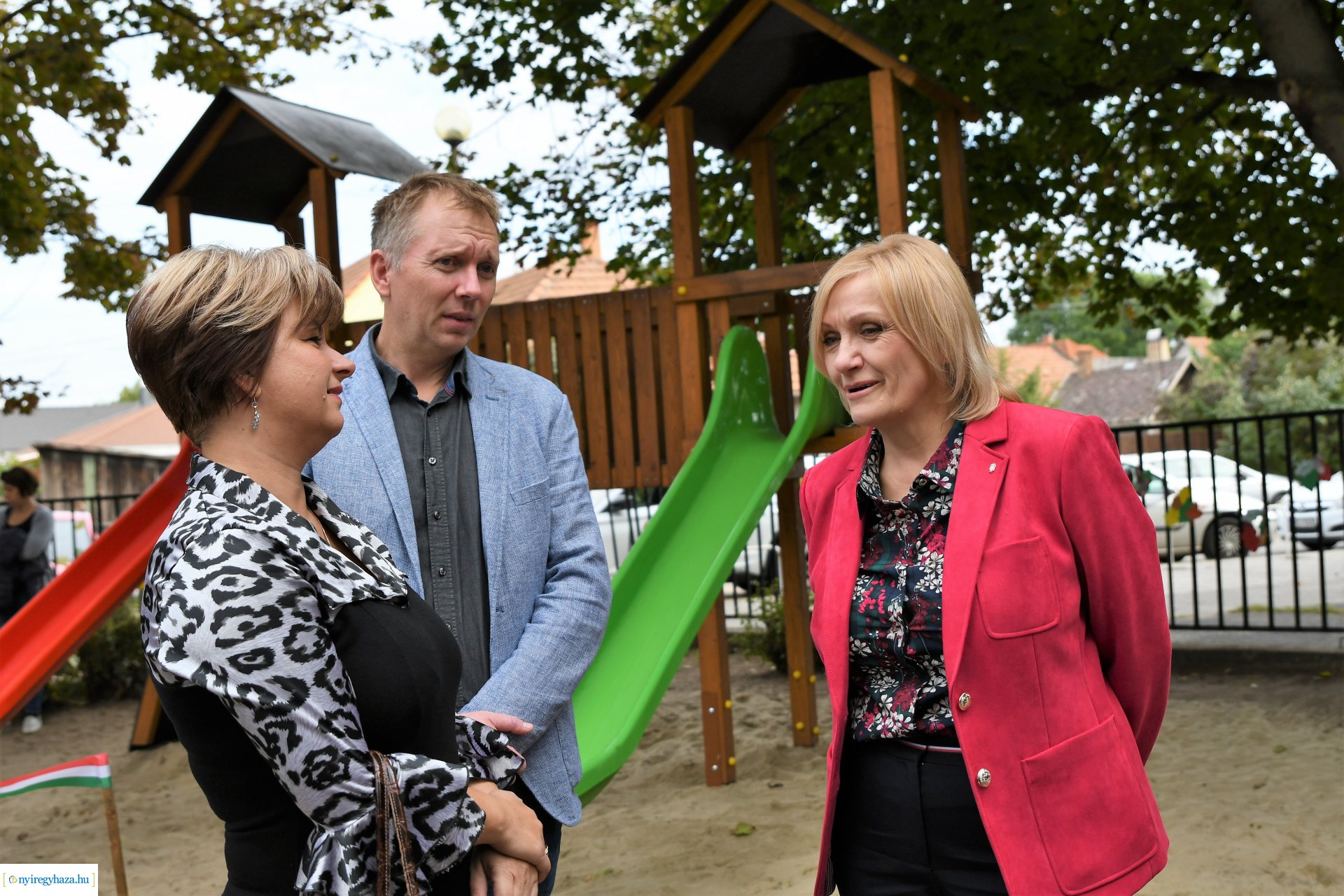 Játszótér avatás a Móricz Zsigmond Általános Iskolában