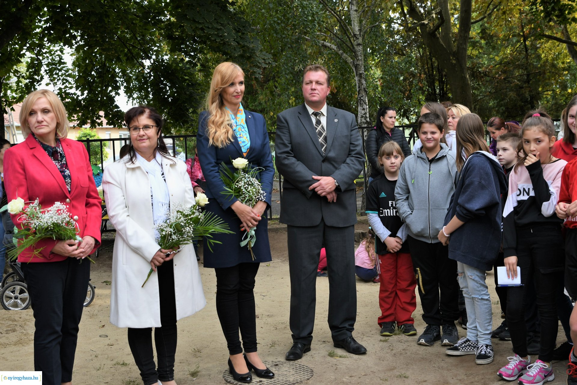 Játszótér avatás a Móricz Zsigmond Általános Iskolában
