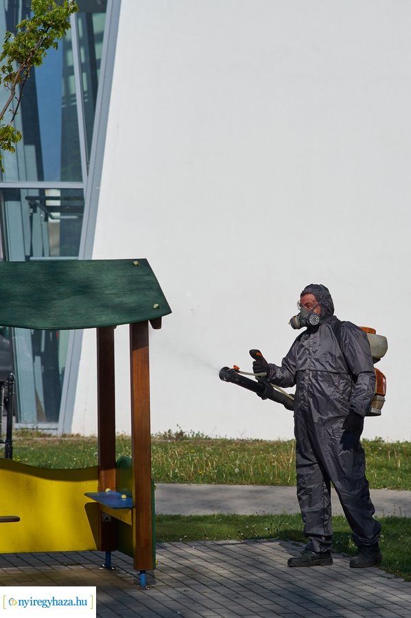 Játszóterek fertőtlenítése 2021 04 28
