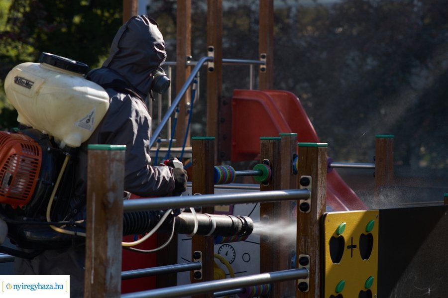 Játszóterek fertőtlenítése 2021 04 28