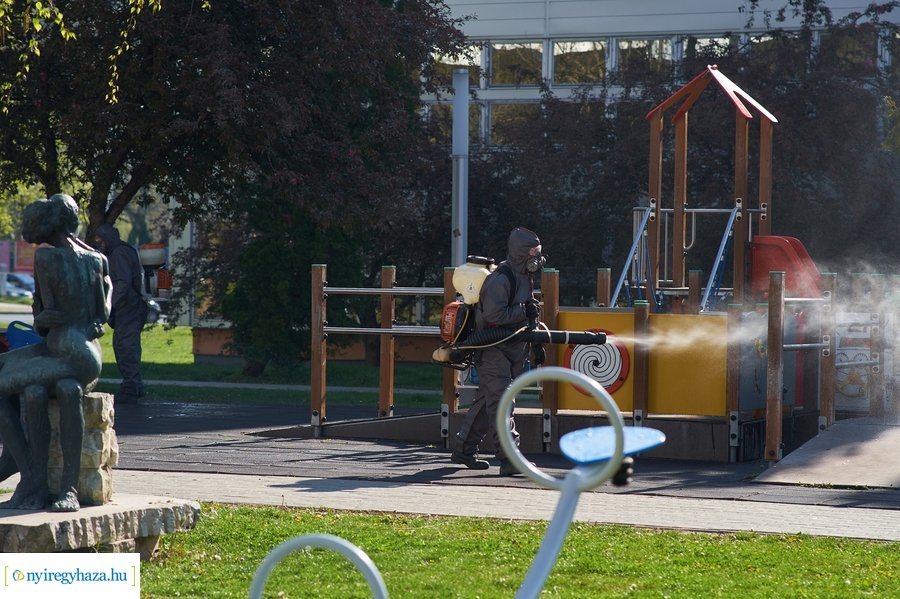 Játszóterek fertőtlenítése 2021 04 28
