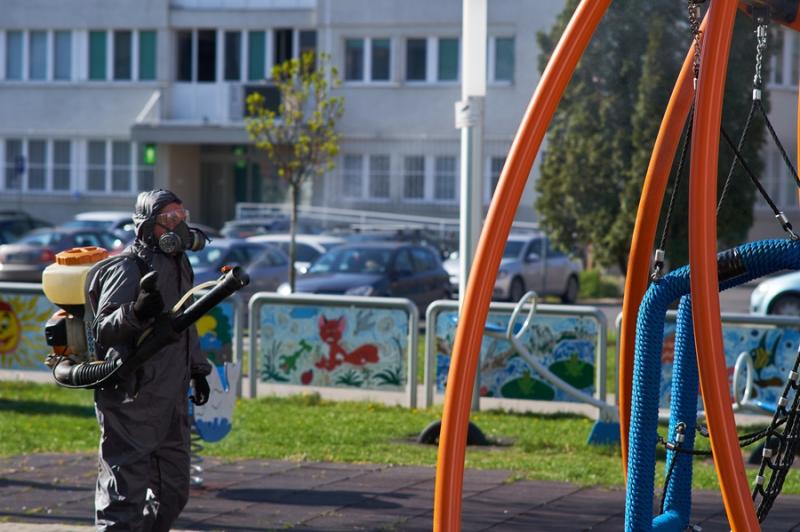 Játszóterek fertőtlenítése 2021 04 28