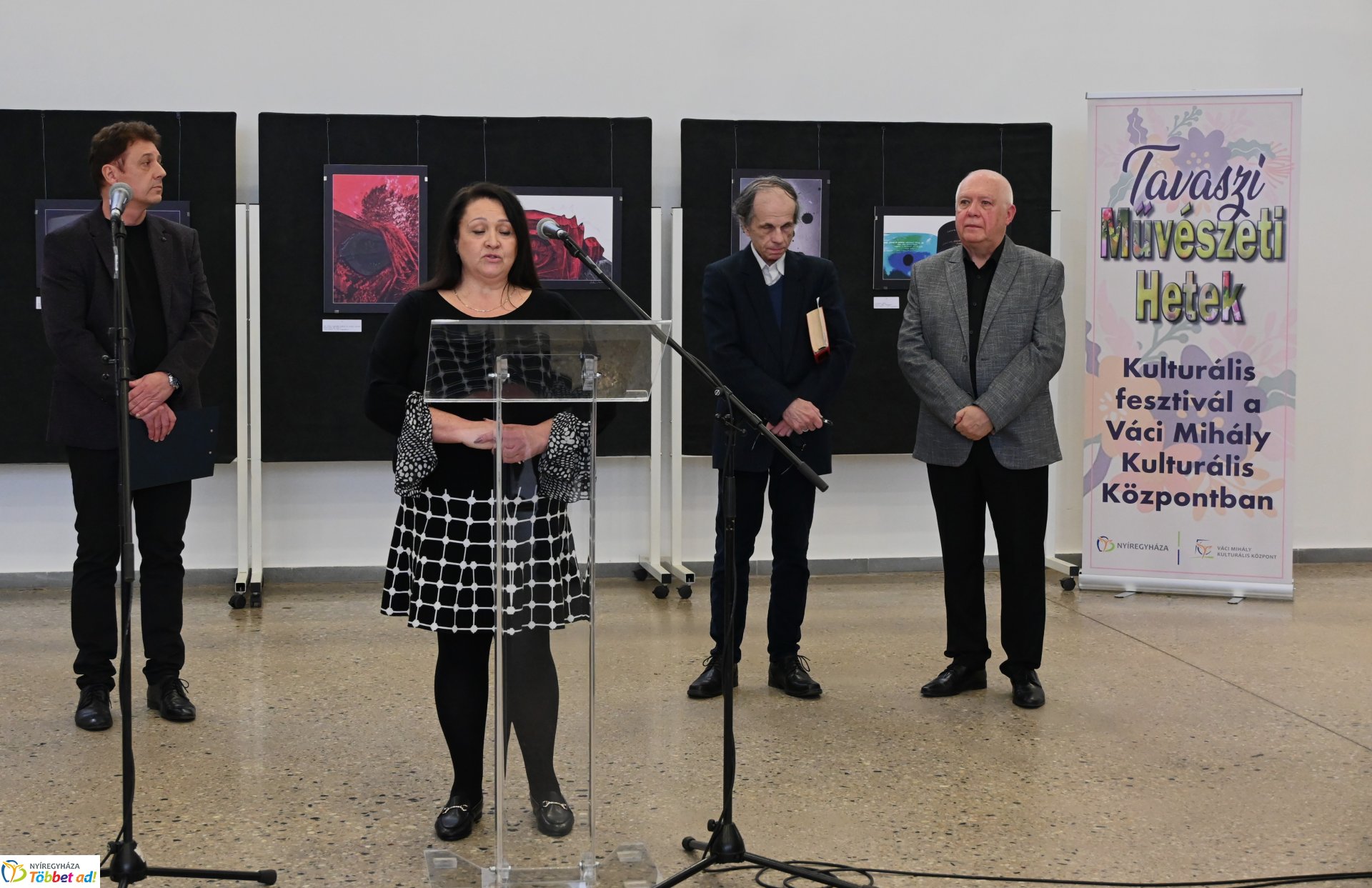 Jegenye - Váci látomások fotókban