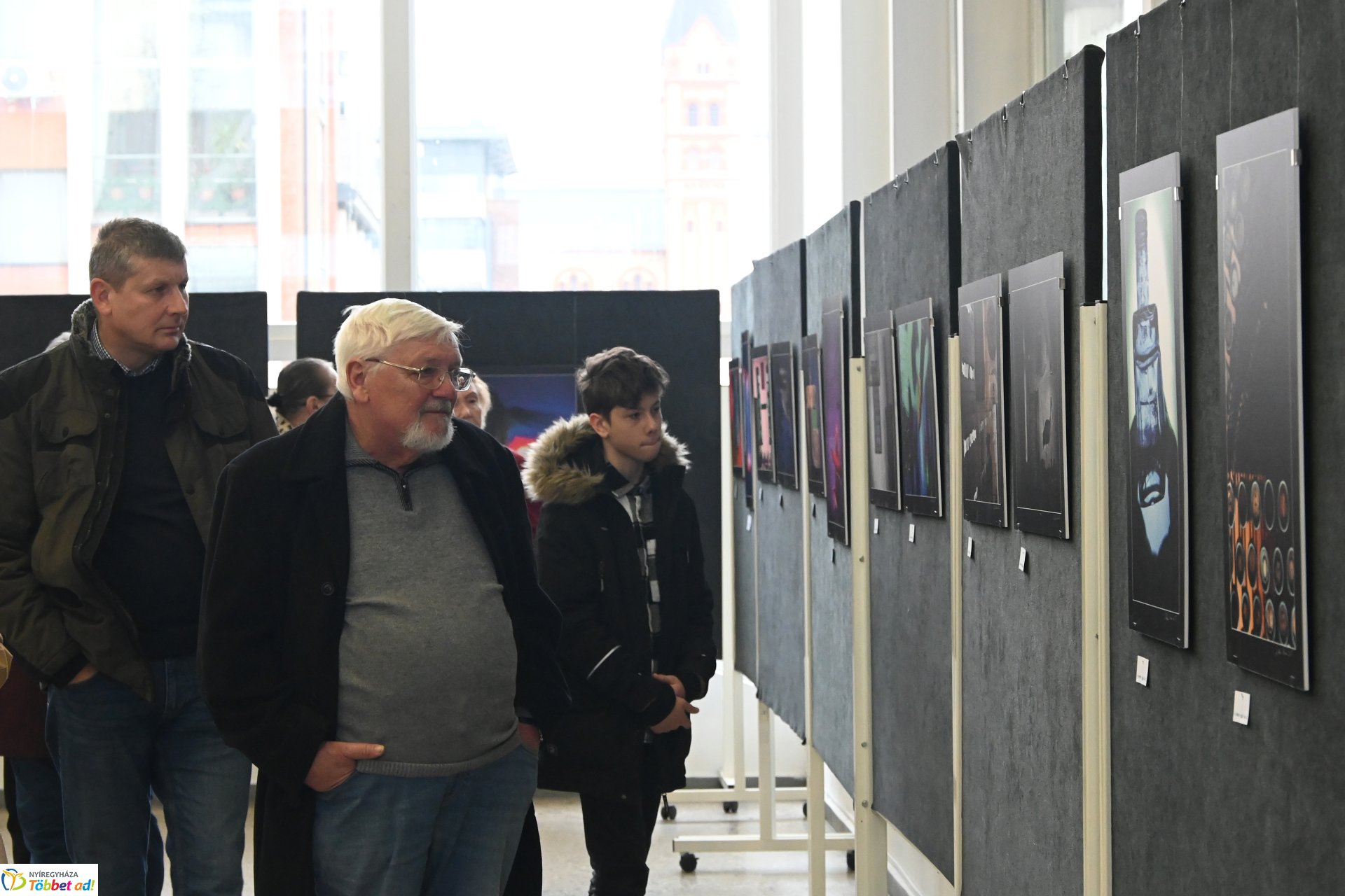 Jegenye - Váci látomások fotókban