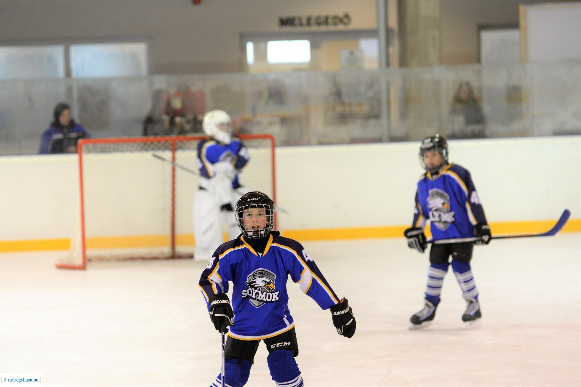 Jégkorong mérkőzések a Városi Jégpályán