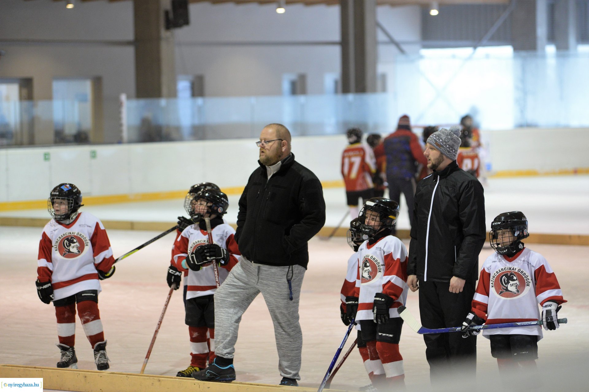 Jégkorong mérkőzések a Városi Jégpályán
