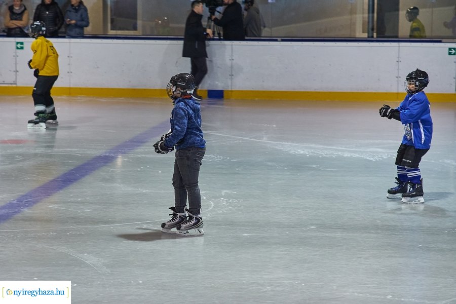 Jégkorong roadshow Nyíregyházán