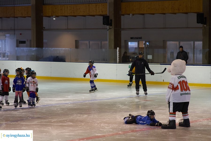 Jégkorong roadshow Nyíregyházán
