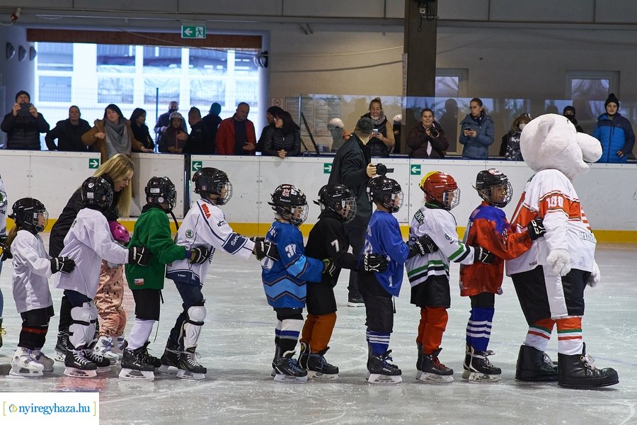 Jégkorong roadshow Nyíregyházán
