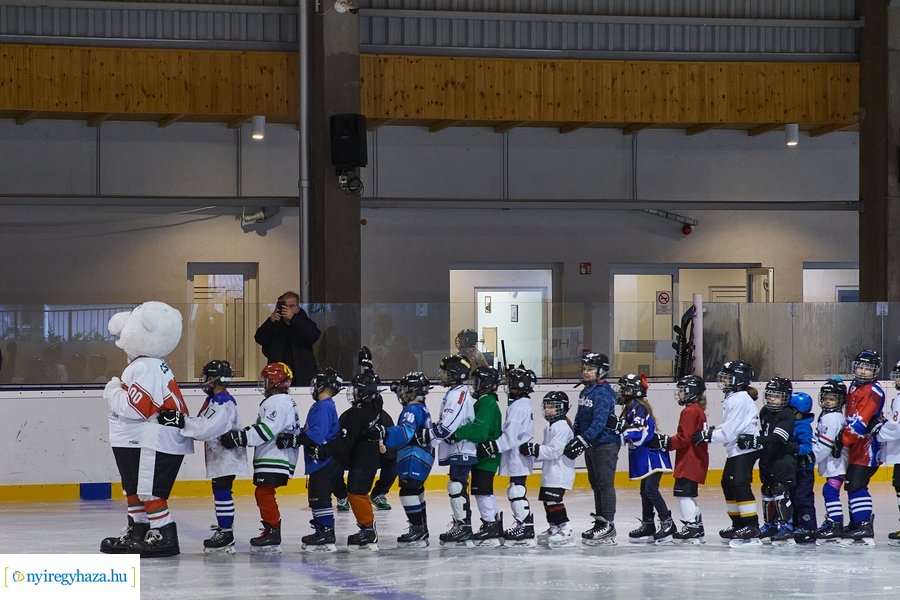 Jégkorong roadshow Nyíregyházán