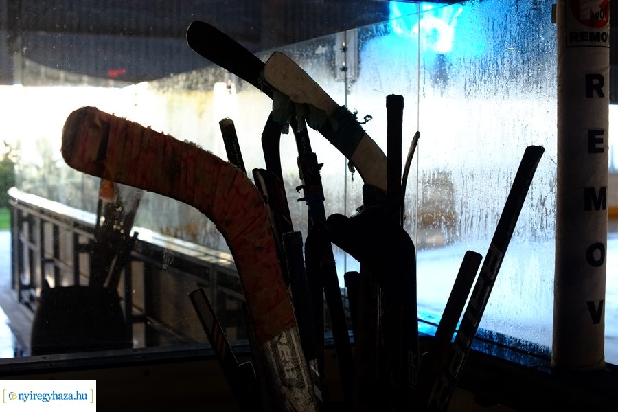 Jégpálya előkészítés 2022