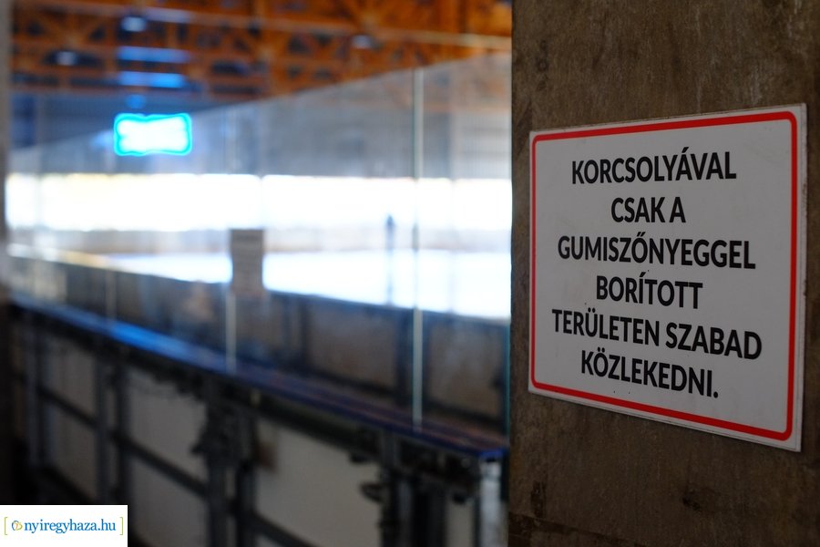 Jégpálya előkészítés 2022