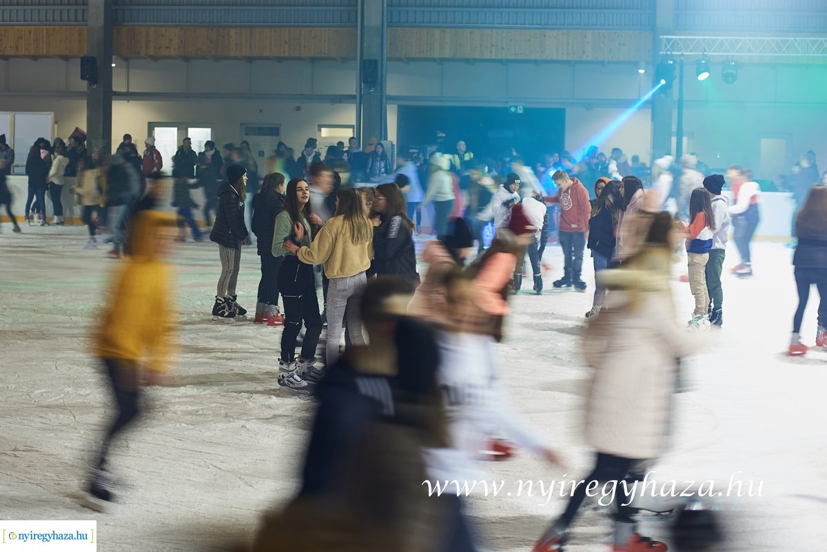 Jégpályák Éjszakája 2020 - Retro Ice Party 