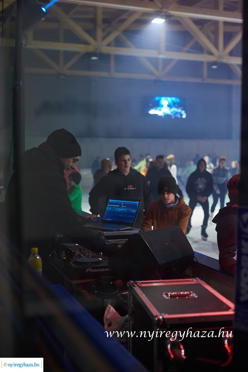 Jégpályák Éjszakája 2020 - Retro Ice Party 