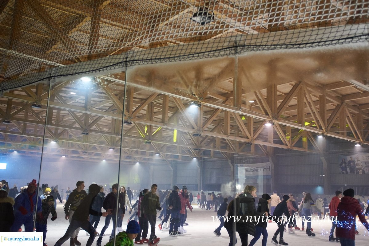 Jégpályák Éjszakája 2020 - Retro Ice Party 