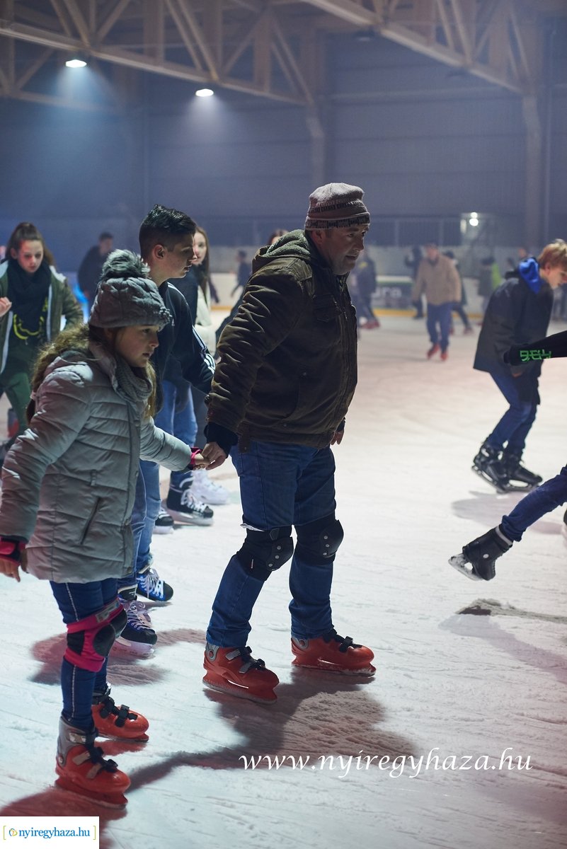 Jégpályák Éjszakája 2020 - Retro Ice Party 