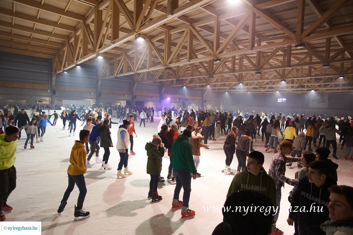 Jégpályák Éjszakája 2020 - Retro Ice Party 