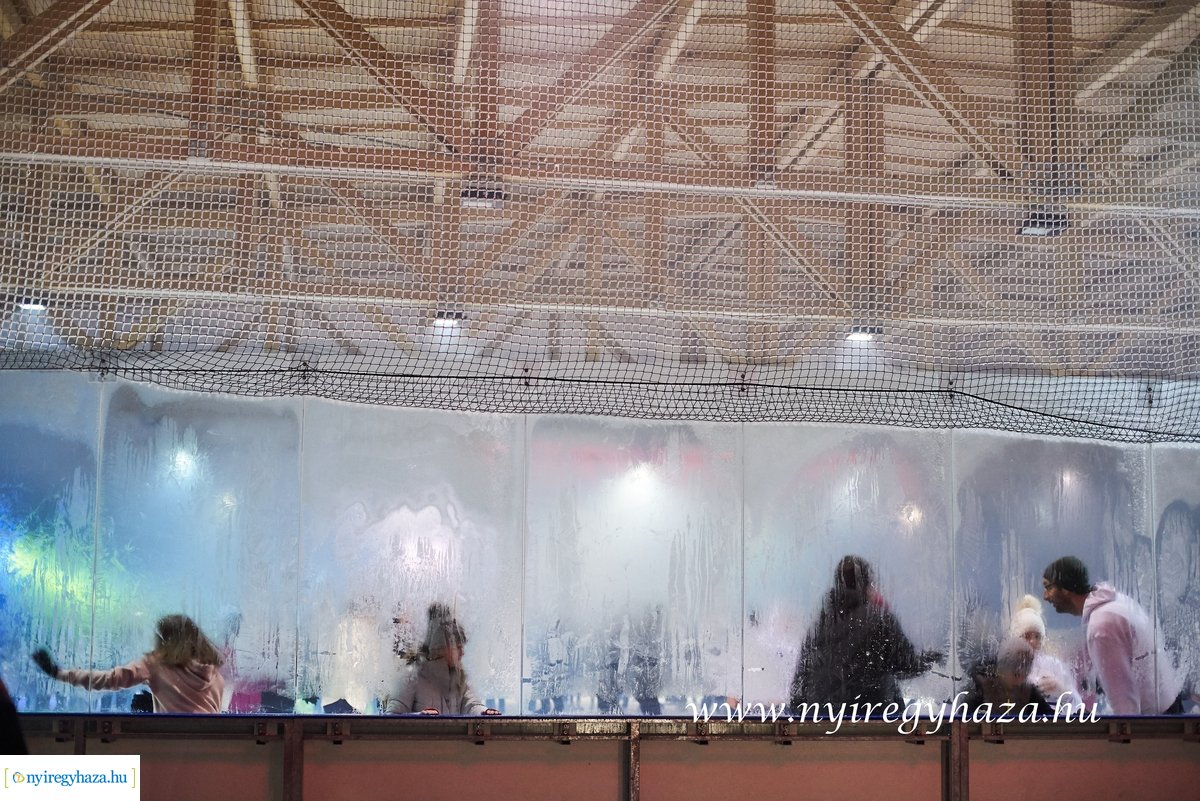 Jégpályák Éjszakája 2020 - Retro Ice Party 