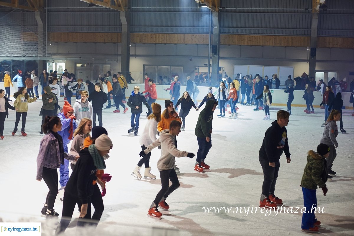 Jégpályák Éjszakája 2020 - Retro Ice Party 