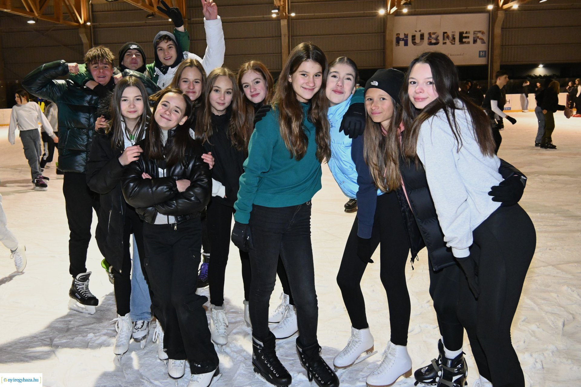 Jégpályák Éjszakája 2024