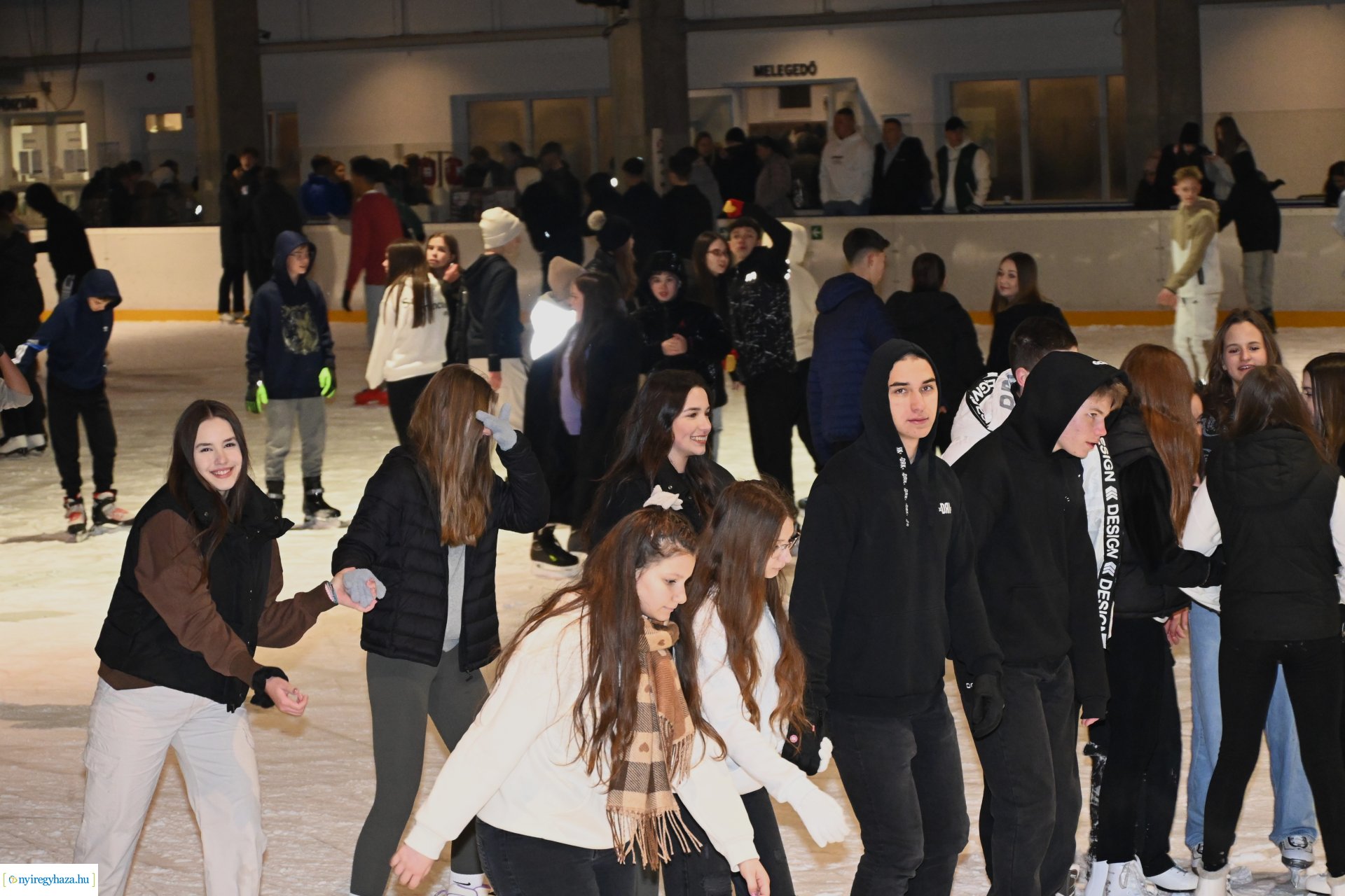 Jégpályák Éjszakája 2024