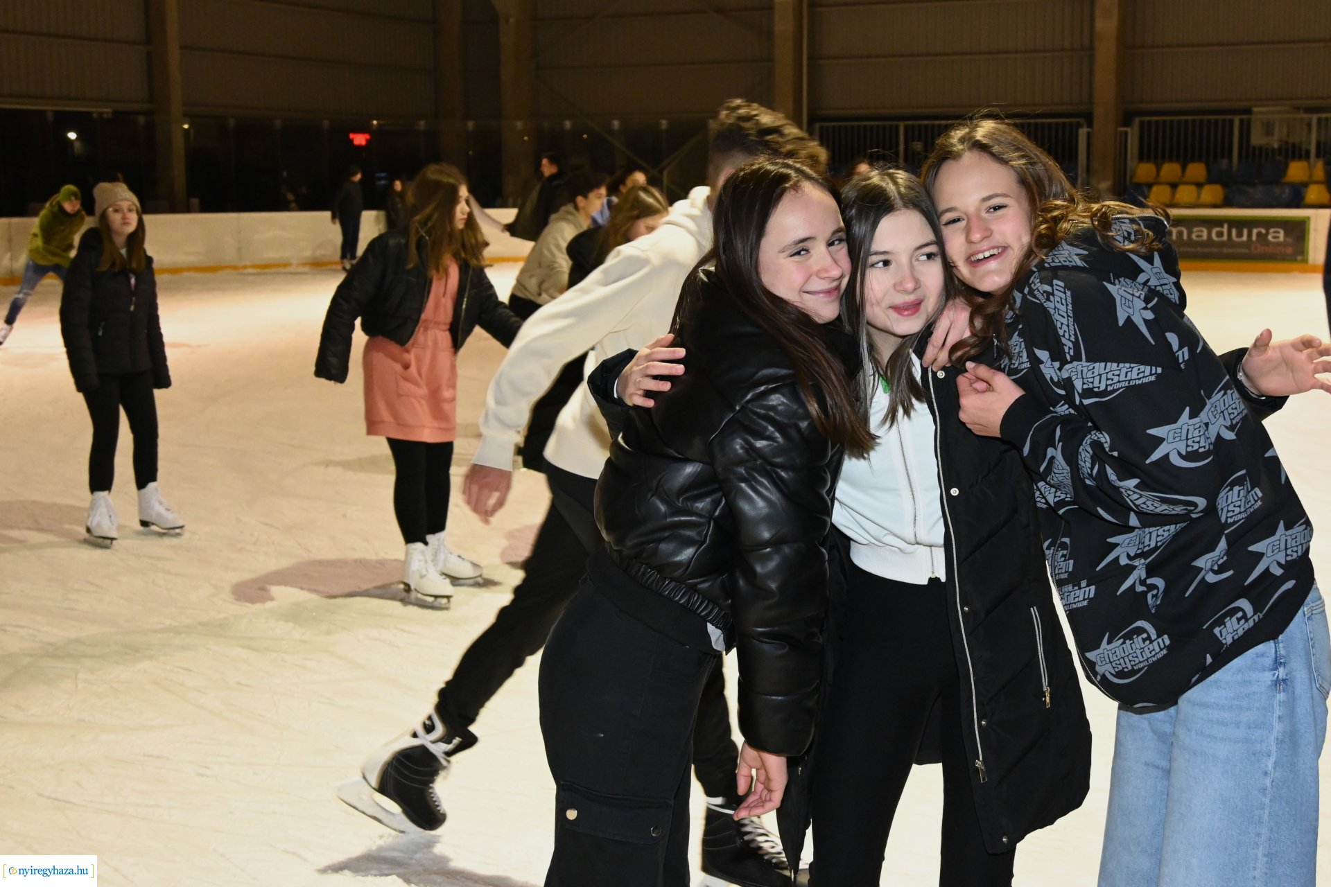 Jégpályák Éjszakája 2024