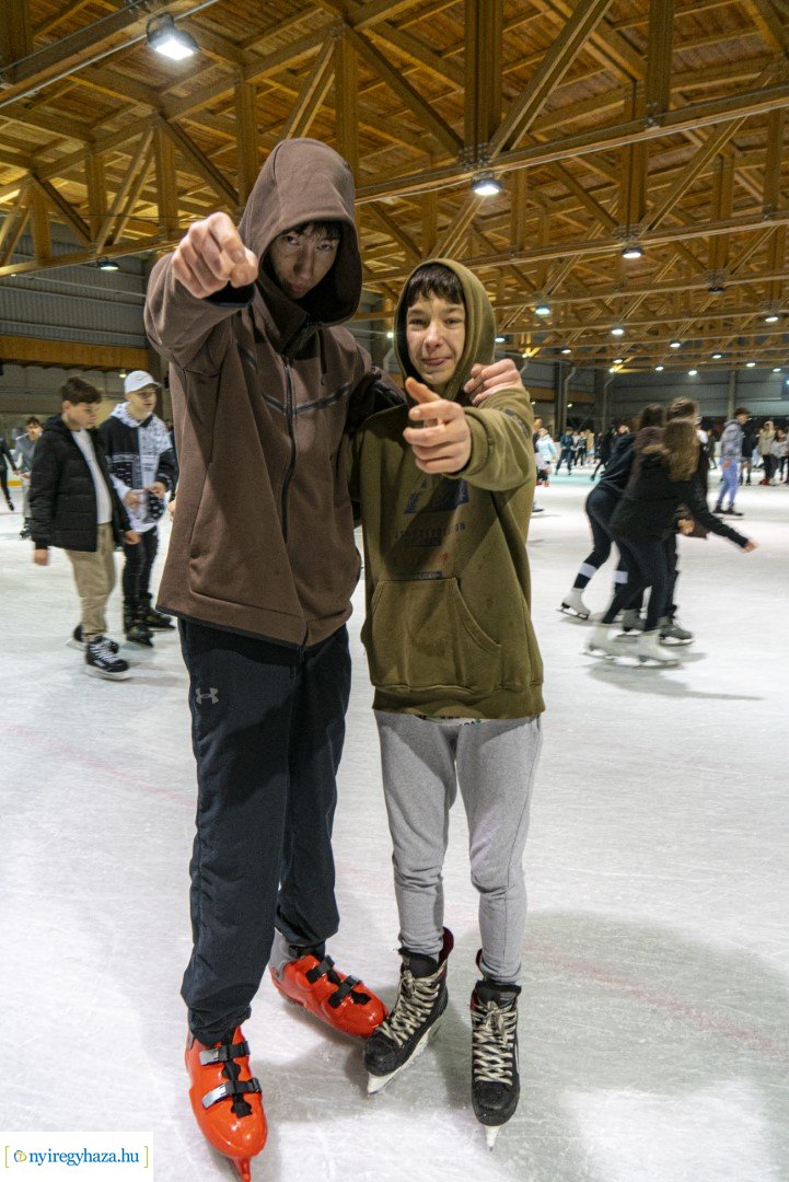 Jégpályák éjszakája