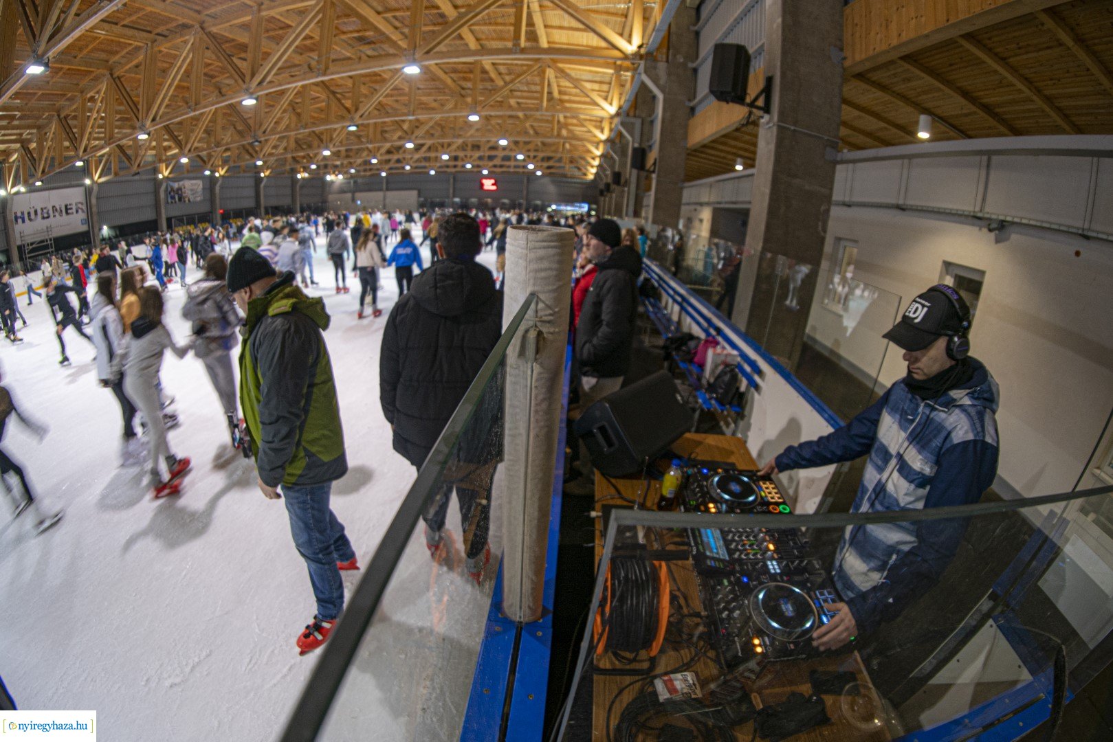 Jégpályák éjszakája