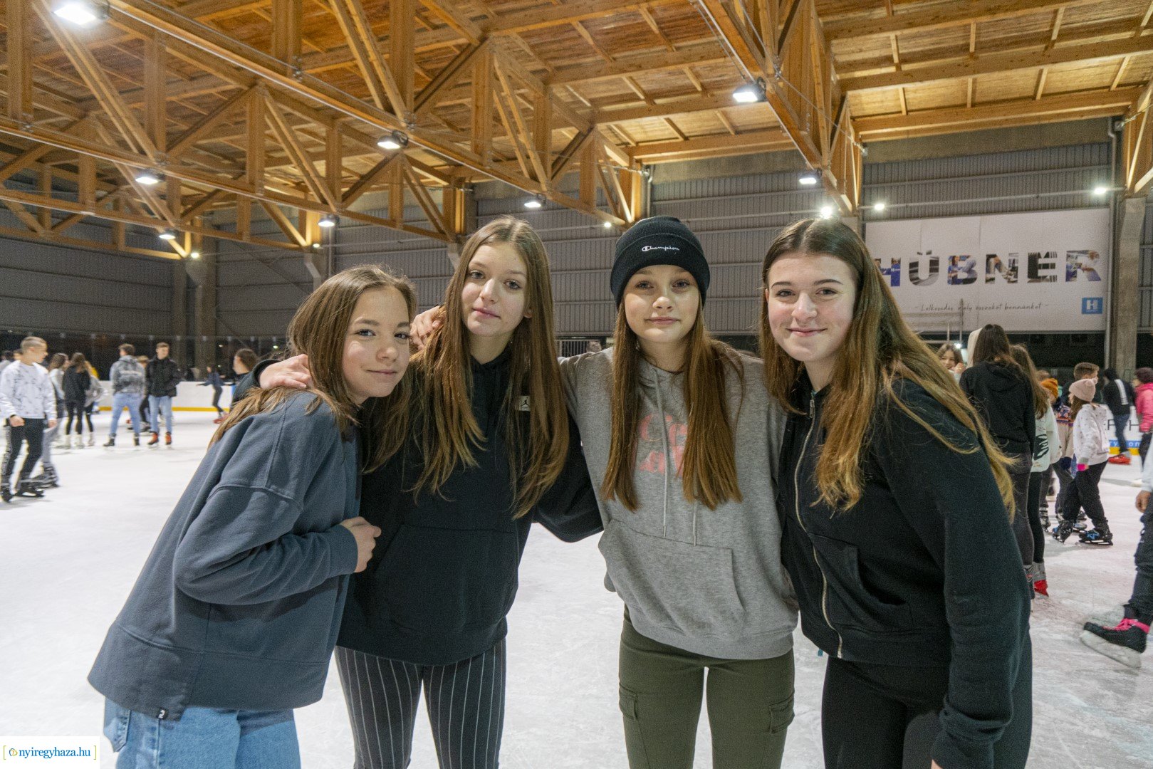 Jégpályák éjszakája