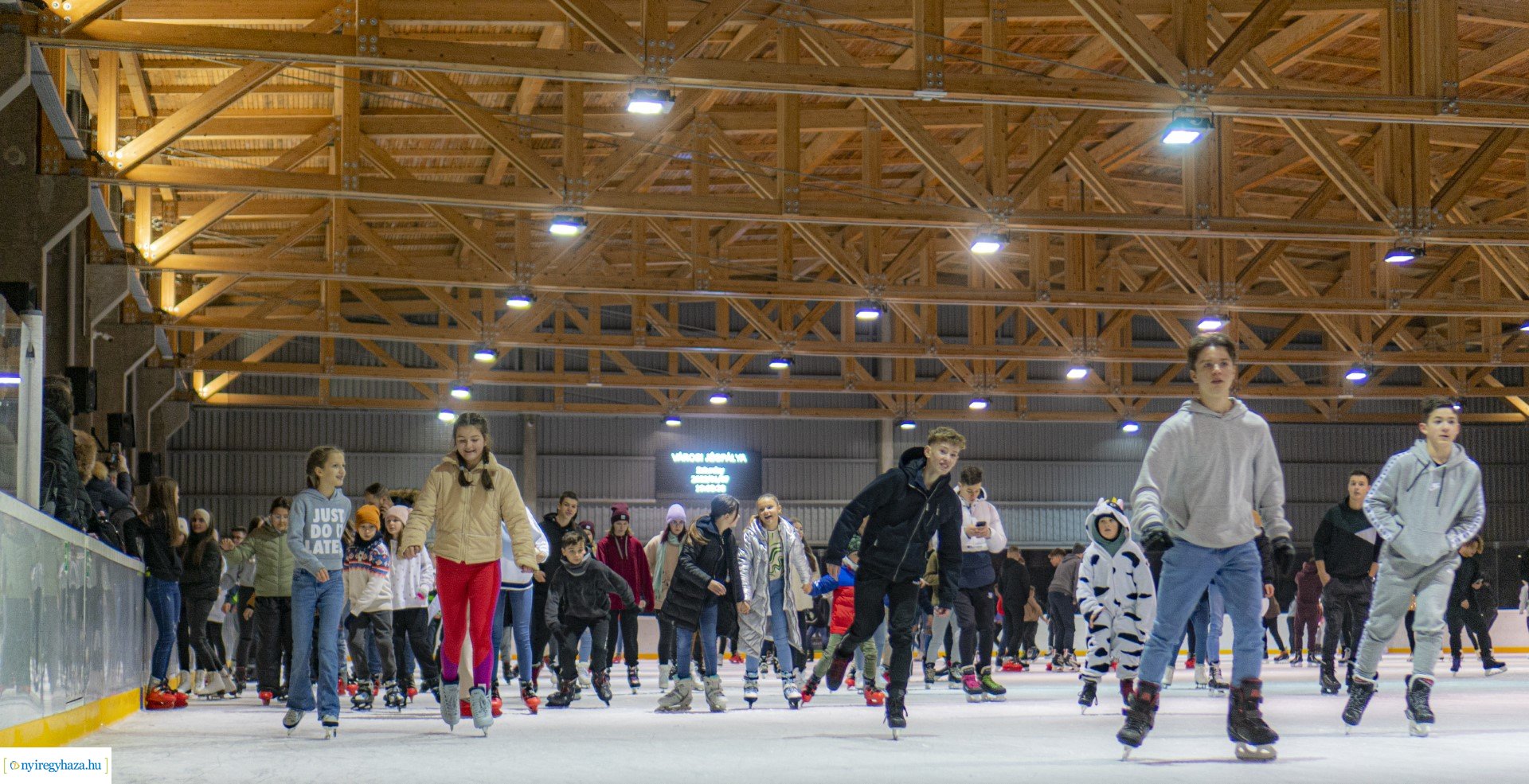 Jégpályák éjszakája