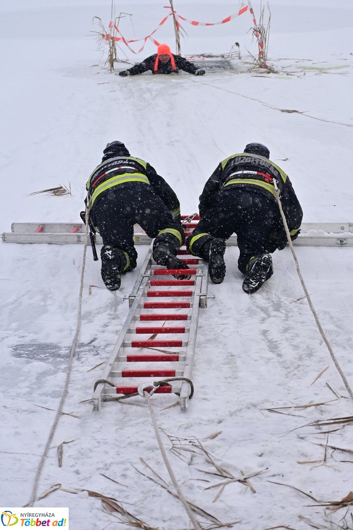 Jégről mentés a Bujtoson 2026 januárjában